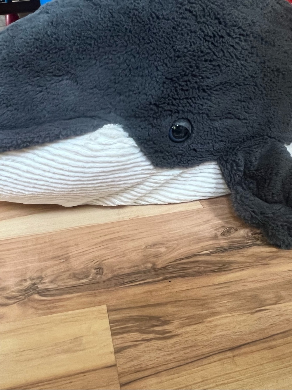 EUC Jellycat Humphrey the Humpback Whale Gray and Cream Ultra-soft Plush Retired